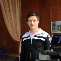 Юрий Чурсин на съемках сериала "Степные волки"
