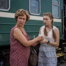 Евгения Дмитриева на съемках фильма "Виолетта из Атамановки"