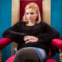 Алла Подчуфарова на съемках сериала "Последняя электричка"