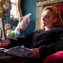 Алла Подчуфарова на съемках сериала "Последняя электричка"