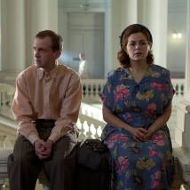 Тимофей Трибунцев и Ирина Пегова в фильме "Старое ружье"