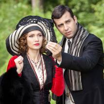 Иван Ургант, Евгения Брик на съемках альманаха "Елки 1914"
