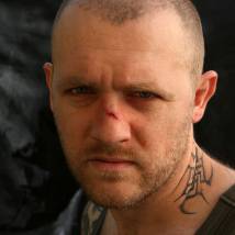 Денис Шведов на съемках сериала "Метод"