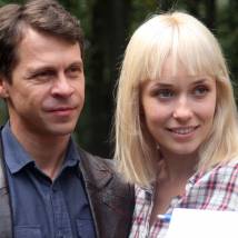 Павел Деревянко и Светлана Смирнова-Марцинкевич на съемках сериала "Обратная сторона луны 2"