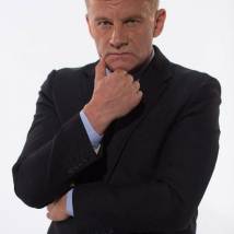 Сергей Кудрявцев на съемках сериала "Такая работа"