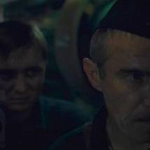 Сергей Гармаш и Артем Михалков в фильме "72 метра"