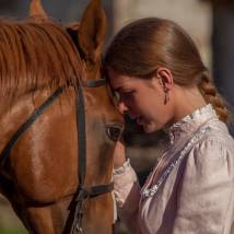 Дарья Урсуляк на съемках сериала "Тихий Дон"