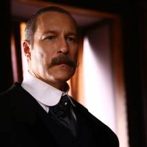 Джон Корбетт на съемках сериала "Мата Хари"