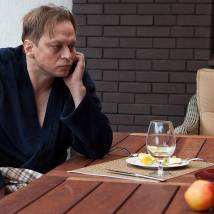 Анатолий Кот на съемках сериала "Небеса подождут" (© фото: предоставлено телеканалом "Россия 1")