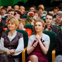 Юлия Меньшова, Наталья Скоморохова и Митя Лабуш на съемках сериала "Между нами девочками"
