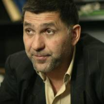 Сергей Пускепалис в сериале "А у нас во дворе..."