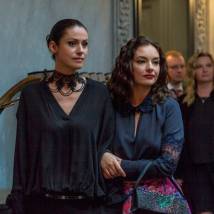 Анна Ковальчук и Ольга Павловец в сериале "Тайны следствия 14"