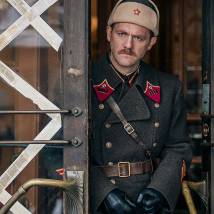 Денис Шведов в фильме "Снег и пепел"