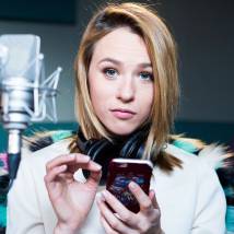 Екатерина Иванчикова на озвучании мультфильма "Волки и овцы: бе-е-е-зумное превращение"