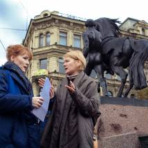 Полина Кутепова и Наталья Кудряшова на съемках фильма "Петербург. Только по любви"