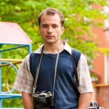 Александр Якин на съемках сериала "Восьмидесятые. Пятый сезон"