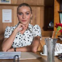 Арина Постникова на съемках сериала "Восьмидесятые. Пятый сезон"