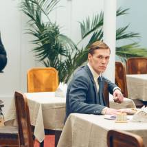 Артем Быстров на съемках сериала "ОптиМисты"
