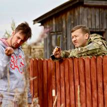 Данила Дунаев и Олег Фомин на съемках фильма "Кролик"