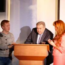 Артем Мазунов, Юрий Стоянов и Вера Сотникова на съемках сериала "Дурехи"