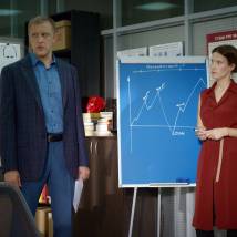 Сергей Горобченко и Анна Слю в сериале "Вижу-знаю"