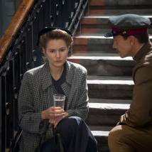 Мария Кожевникова на съемках сериала "Казнить нельзя помиловать"