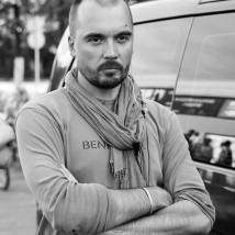 Степан Коршунов на съемках фильма "Мертв на 99%"