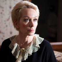 Любовь Германова на съемках сериала "Жемчуга"