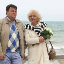 Сергей Беляев и Марина Дюжева в фильме "Моя любимая свекровь"