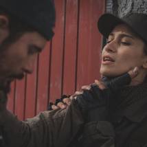 Равшана Куркова на съемках фильма "Балканский рубеж"