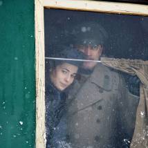 Павел Трубинер, Юлия Снигирь на съемках сериала "Хождение по мукам"