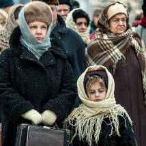Татьяна Абрамова, Софья Кравчук на съемках сериала "Экспроприатор"