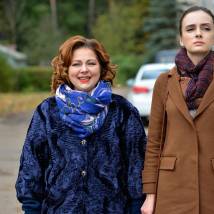 Алеся Пуховая и Евгения Нохрина в фильме "Подсадная утка"