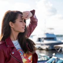 Диана Пожарская на съемках сериала "Живой"