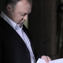 Виталий Кищенко на съемках сериала "Посольство"