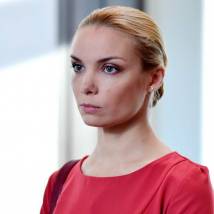 Ольга Арнтгольц на съемках фильма "Первый раз прощается"