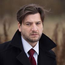 Александр Устюгов на съемках фильма "Петербург. Любовь. До востребования"