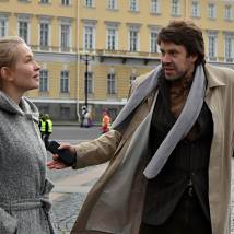 Сергей Перегудов, Юлия Пересильд на съемках фильма "Петербург. Любовь. До востребования"