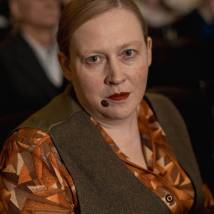Юлия Ауг на съемках сериала "Русские горки" (© фото: предоставлено Первым каналом)