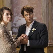 Лянка Грыу, Алексей Морозов на съемках сериала "Русские горки" (© фото: предоставлено Первым каналом)