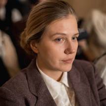 Карина Андоленко на съемках сериала "Русские горки" (© фото: предоставлено Первым каналом)