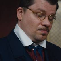 Гарик Харламов в фильме "Бендер: Начало" (©предоставлено телеканалом "Россия 1")