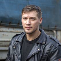 Илья Акинтьев на съемках сериала "Сиделка"