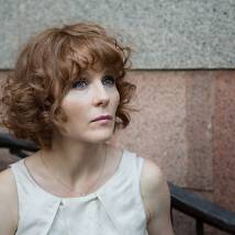 Полина Кутепова на съемках сериала "Дипломат"