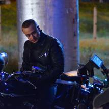Кирилл Жандаров на съемках сериала "Обман"