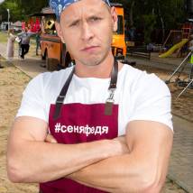 Михаил Тарабукин на съемках сериала "СеняФедя"