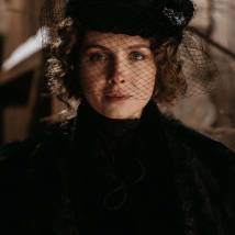 Елена Радевич на съемках сериала "Тайны госпожи Кирсановой"