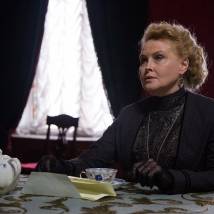 Елена Руфанова на съемках сериала "Воскресенский" (© фото: предоставлено Первым каналом)