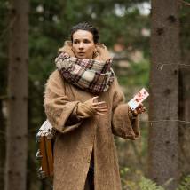 Мария Смольникова на съемках сериала "Заключение"