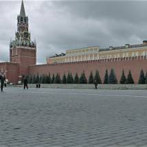 Кадр из фильма "Калашников"